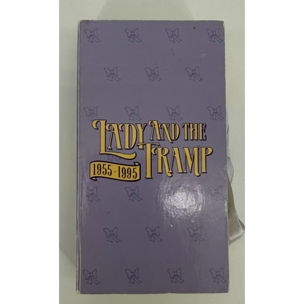 Disney Lady and the Tramp 40th Anniversary Watch Dogs Movie Scene With Box - Picture 3 of 13